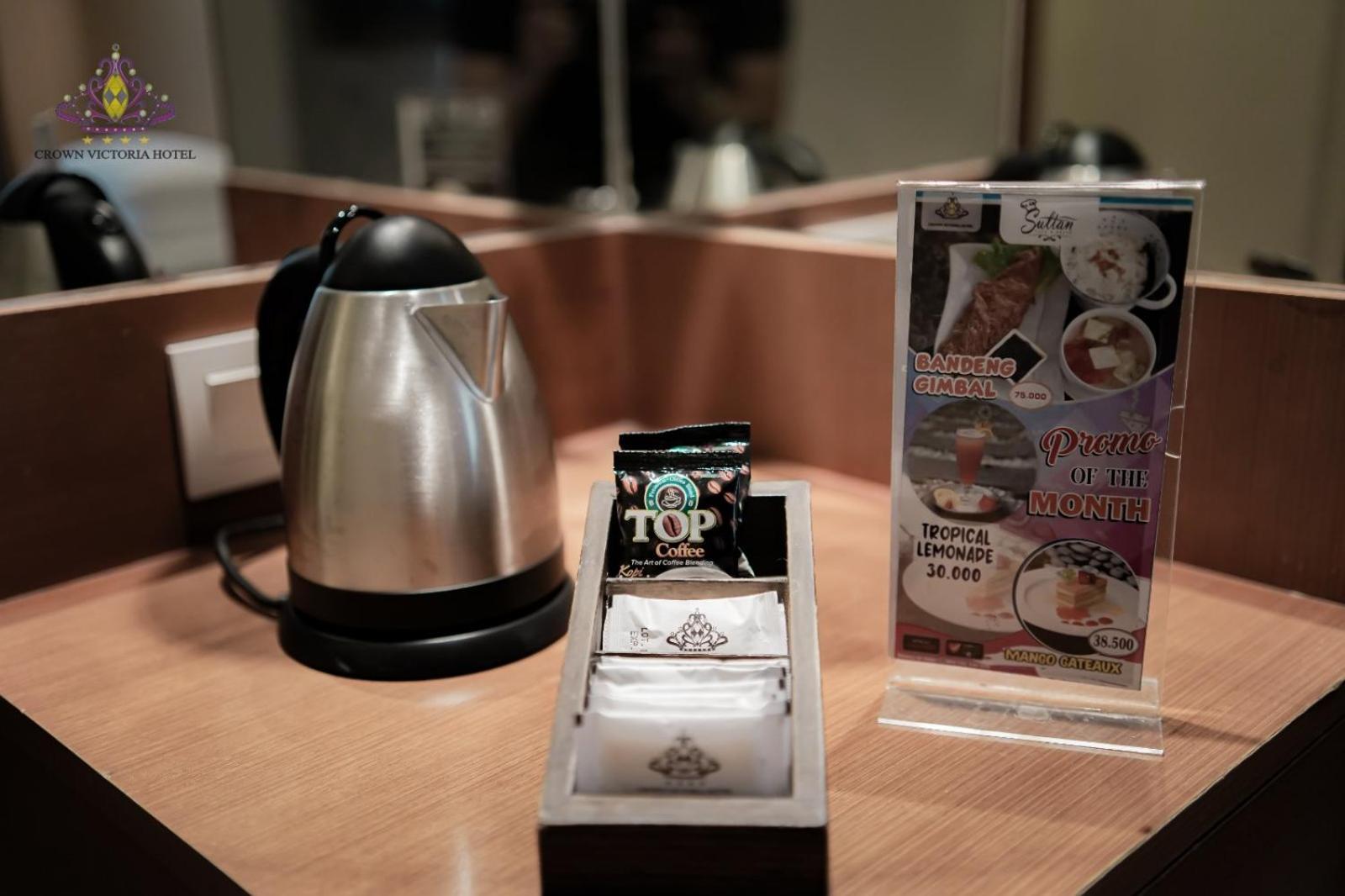 Crown Victoria Hotel Tulungagung Eksteriør billede